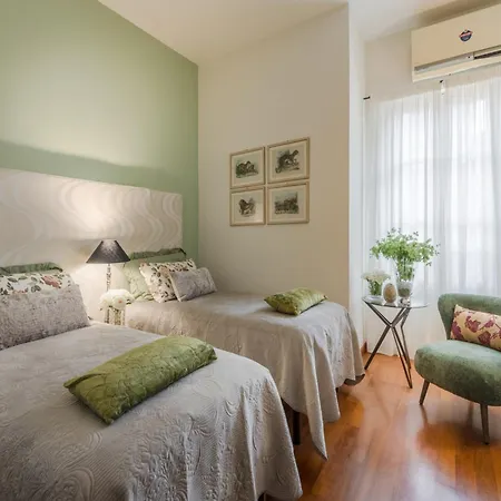 Elegant Modern In Apartment Lucca